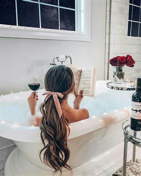 bathtub selfie ideas|15 Cool Bathtub Photoshoot Ideas